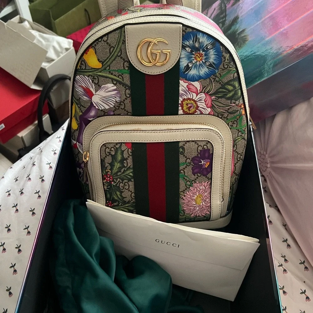 Authentic Gucci floral back price firm
